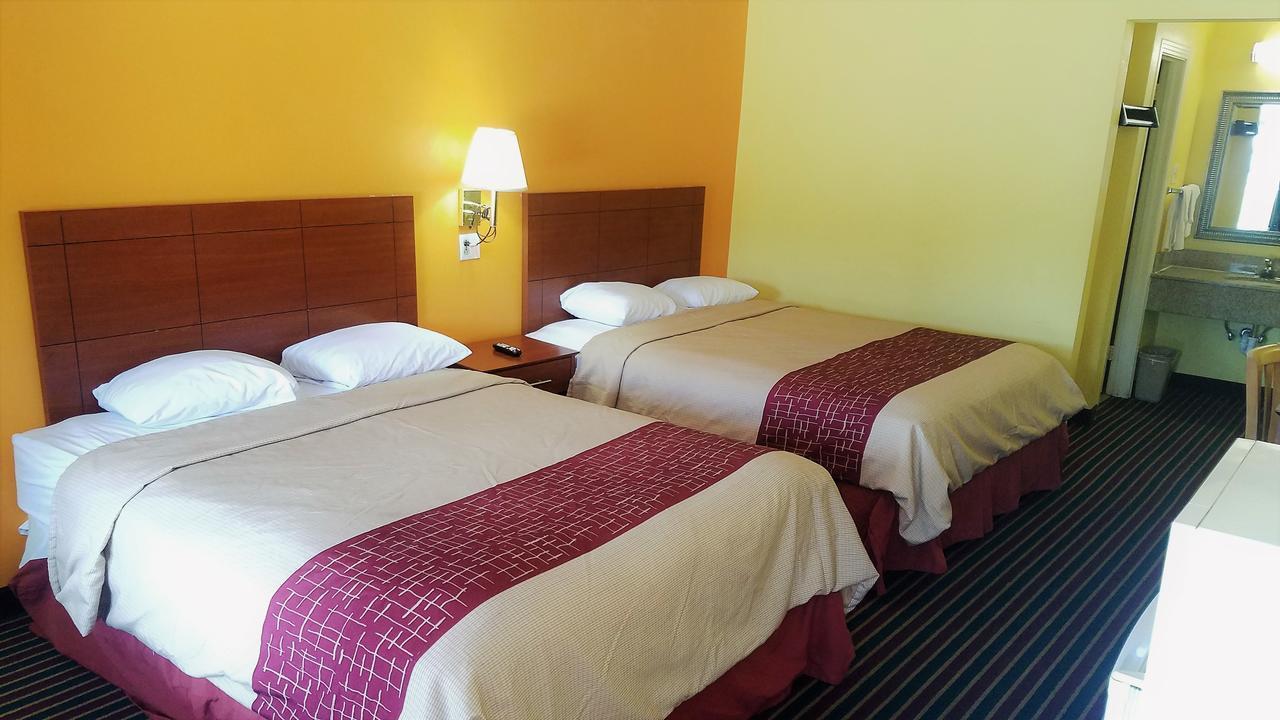 Roadway Inn Troy Екстериор снимка