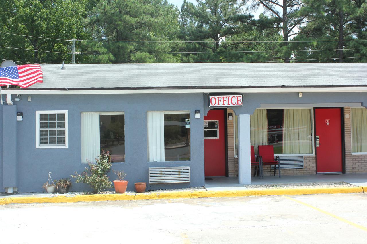 Roadway Inn Troy Екстериор снимка